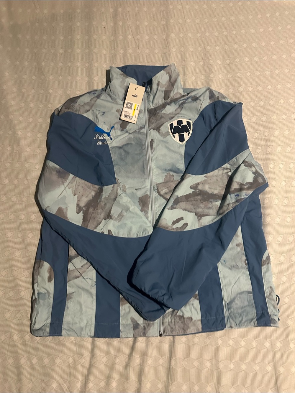 Monterey blue windbreaker reversible